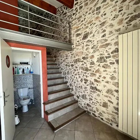 Apartment Duplex Du Quartier Haut Sète